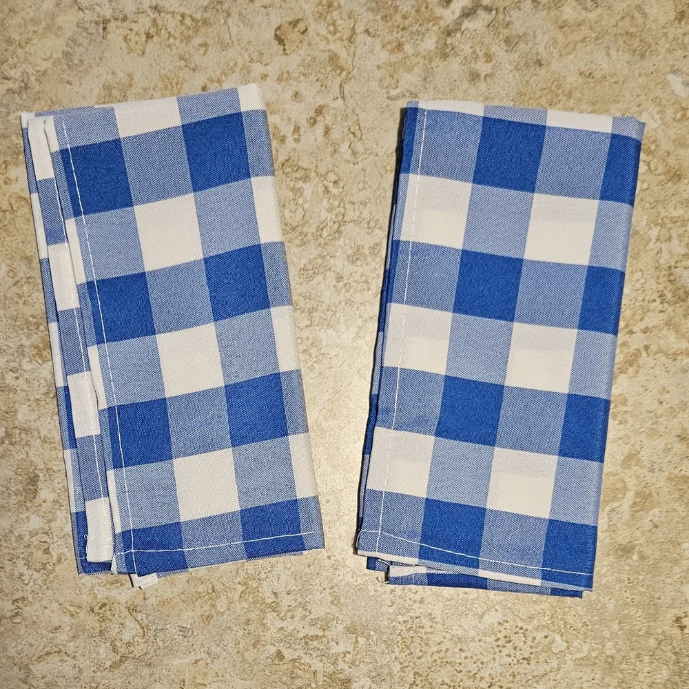 Blue Checkered Gingham Napkins, Dozen. UNUSED